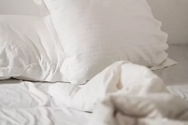 bedsheets can affect sleep quality - night routine